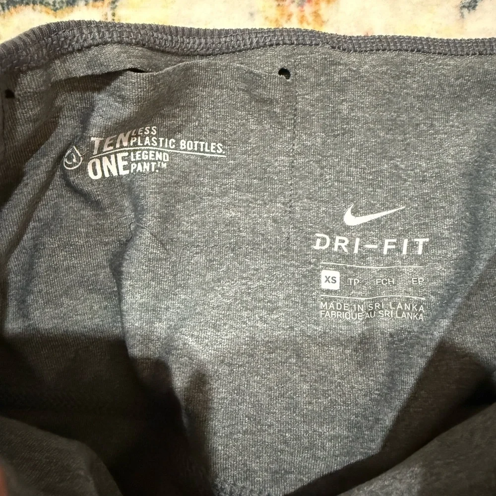 238 Nike Dri-Fit Charcoal Gray Leggings XS High Rise One Training Yoga